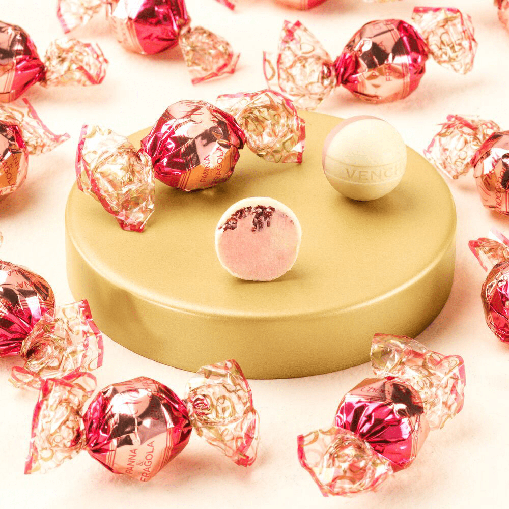 Venchi Strawberry & Cream Chocomousse in White Chocolate Pearls - 15PC (Overstock)